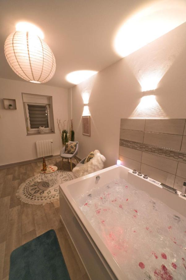 Cotton#Spa#Jacuzzi#Mulhouse Luaran gambar